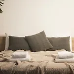 Studio Apartment 5, Unique Location - Sea View